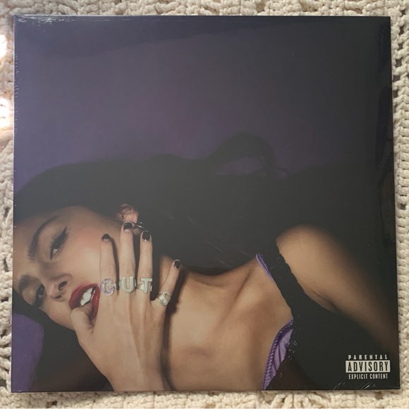 Olivia Rodrigo GUTS Standard Vinyl - SEALED - Picture 2 of 2